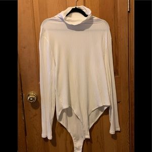 White long sleeve bodysuit